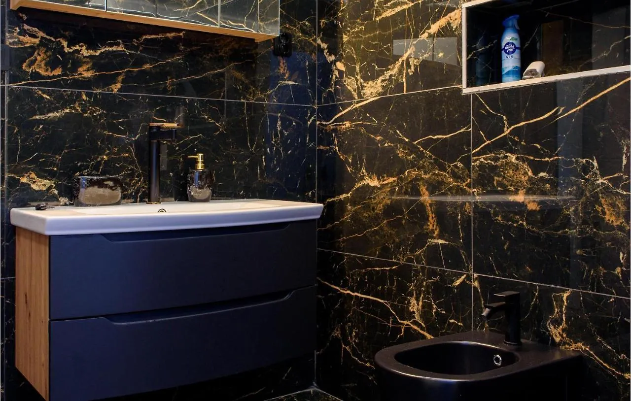 Stunning Home In Okrug Gornji With Jacuzzi, Wifi And 2 Bedrooms 特罗吉尔 0*,